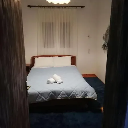 Apartmán παραδοσιακο σπιτι με εσωτερικο τζακι Chrysomiléa