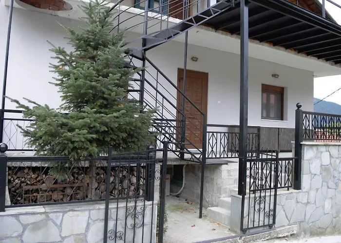 Παραδοσιακο Σπιτι Με Εσωτερικο Τζακι דירה